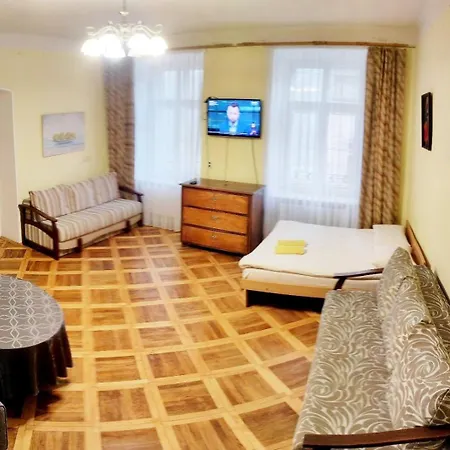 Apartment On Katedralna Lviv Exterior photo